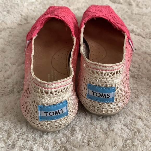 Pink Ombré Crochet Toms - Picture 6 of 6